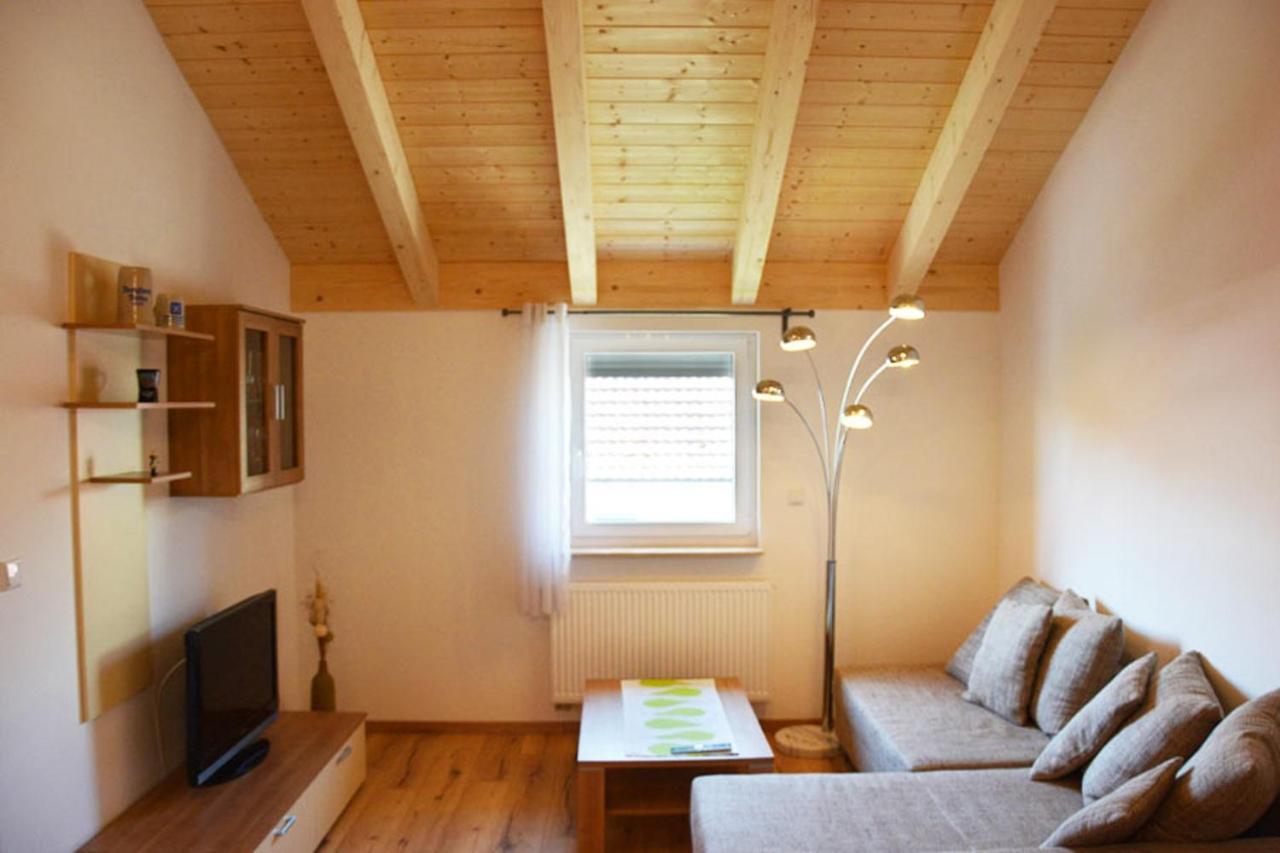 זירנדורף Appartment Vogel Ferienwohnungen מראה חיצוני תמונה